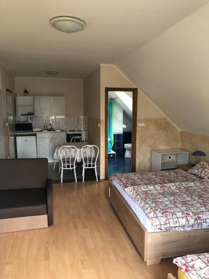 Imre Apartman Hajdúszoboszló Dış mekan fotoğraf